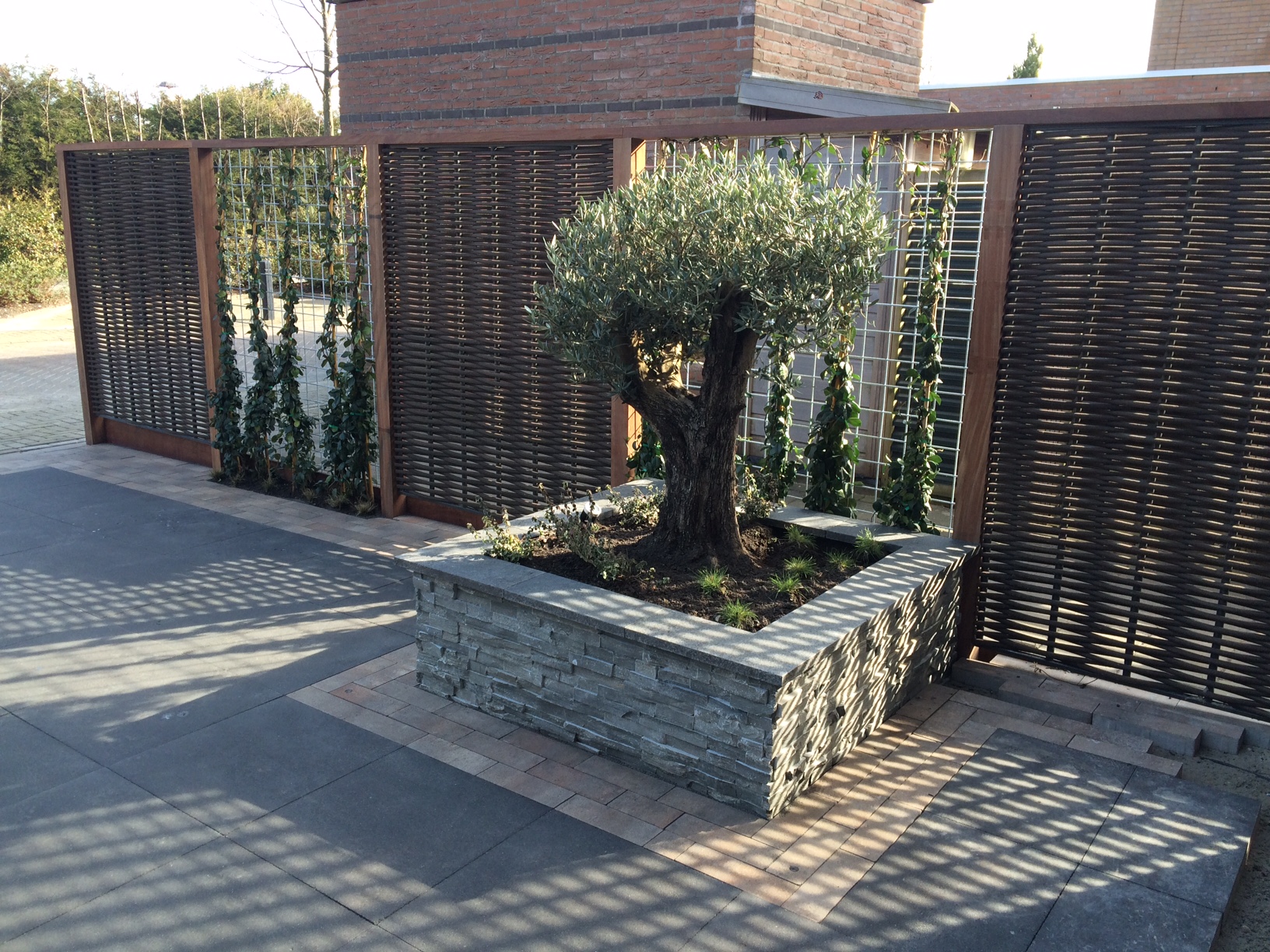 T-profiel hardhouten palen