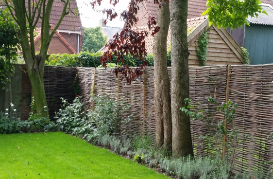 Tuinafscheiding hazelaar