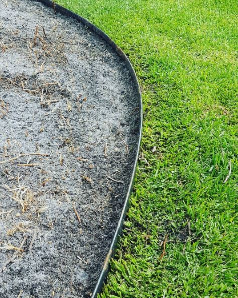 Corten staal grasrand