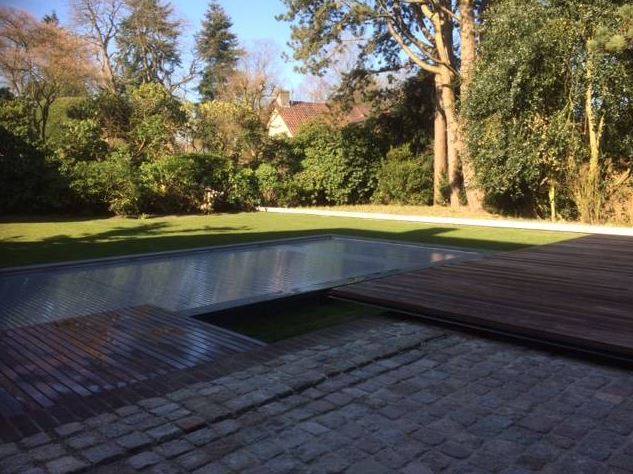 Buitenvloer thermisch essenhout