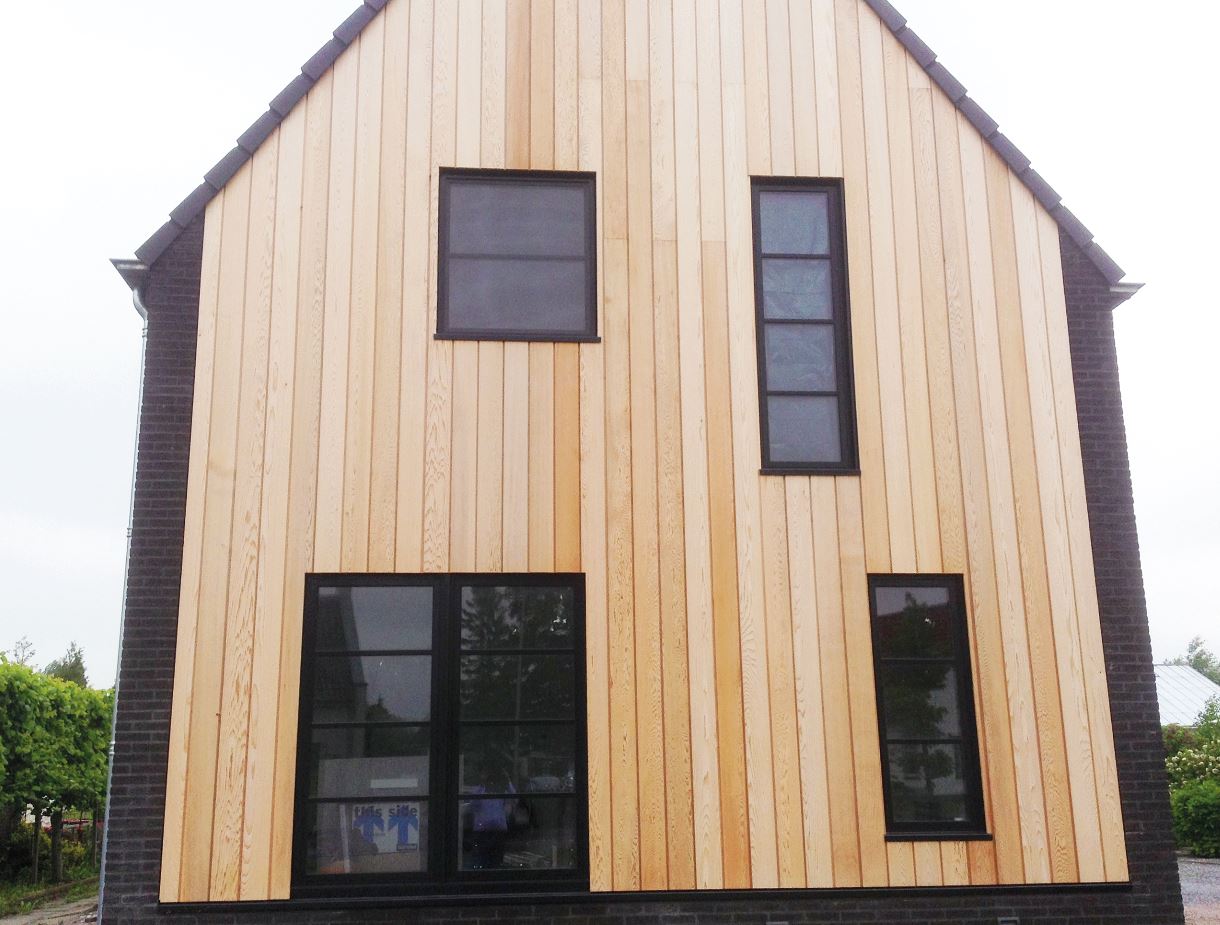western red cedar verticaal Verticale western red cedar gevelbekleding