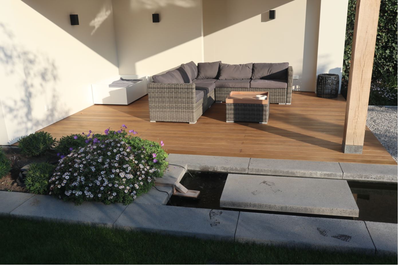 Uitzonderlijk buitenleven met een houten of Fiberon® composiet terras!
