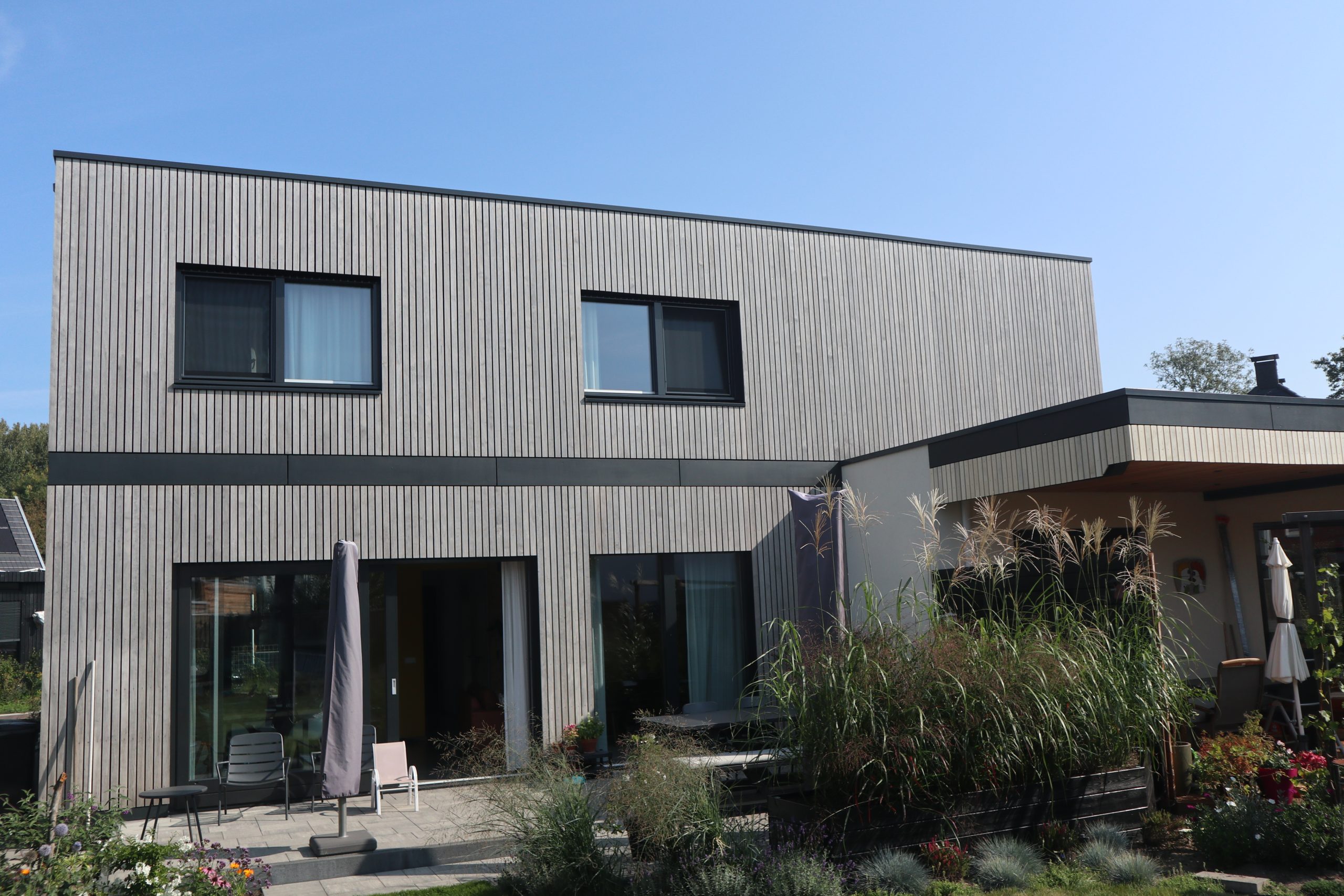 woonhuis bekleed met Accoya gevelbekleding