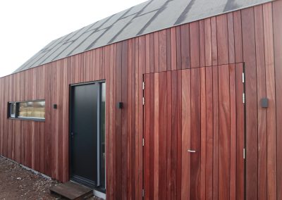Padouk gevelbekleding in verschillende breedtes