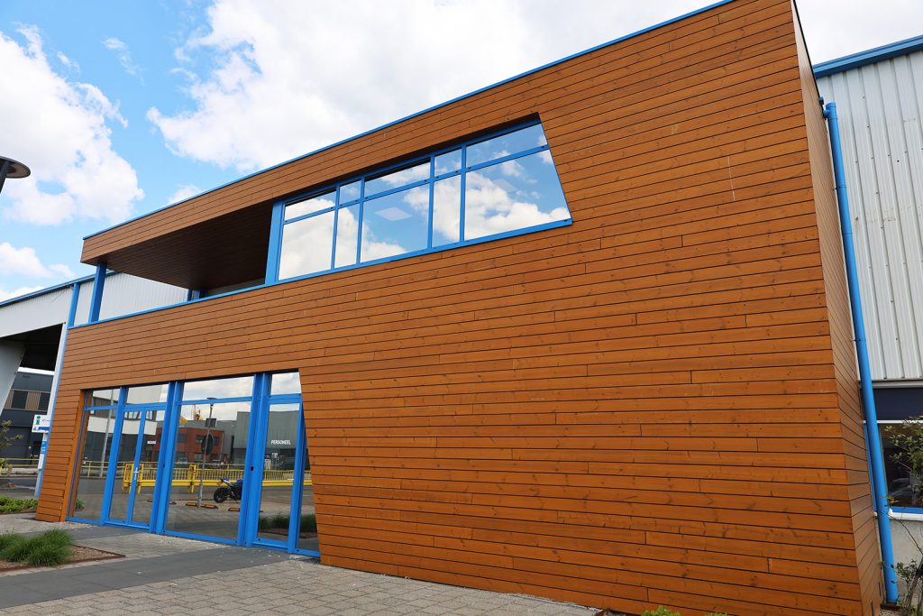 Therme Grenen gevelbekleding