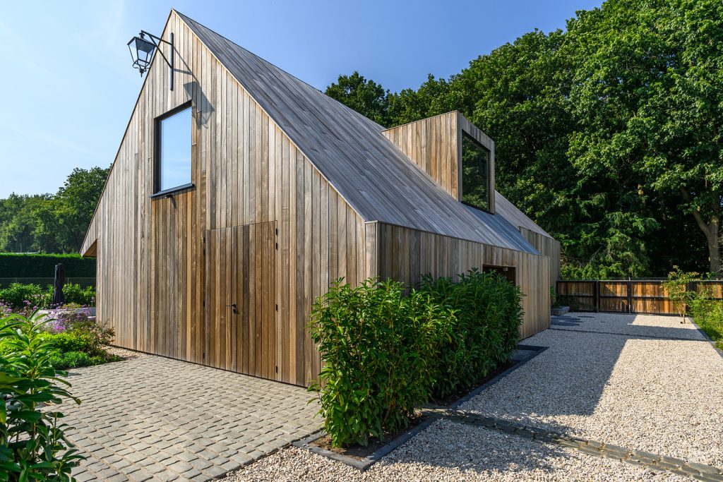 Padouk gevelbekleding natuurlijk vergrijsd