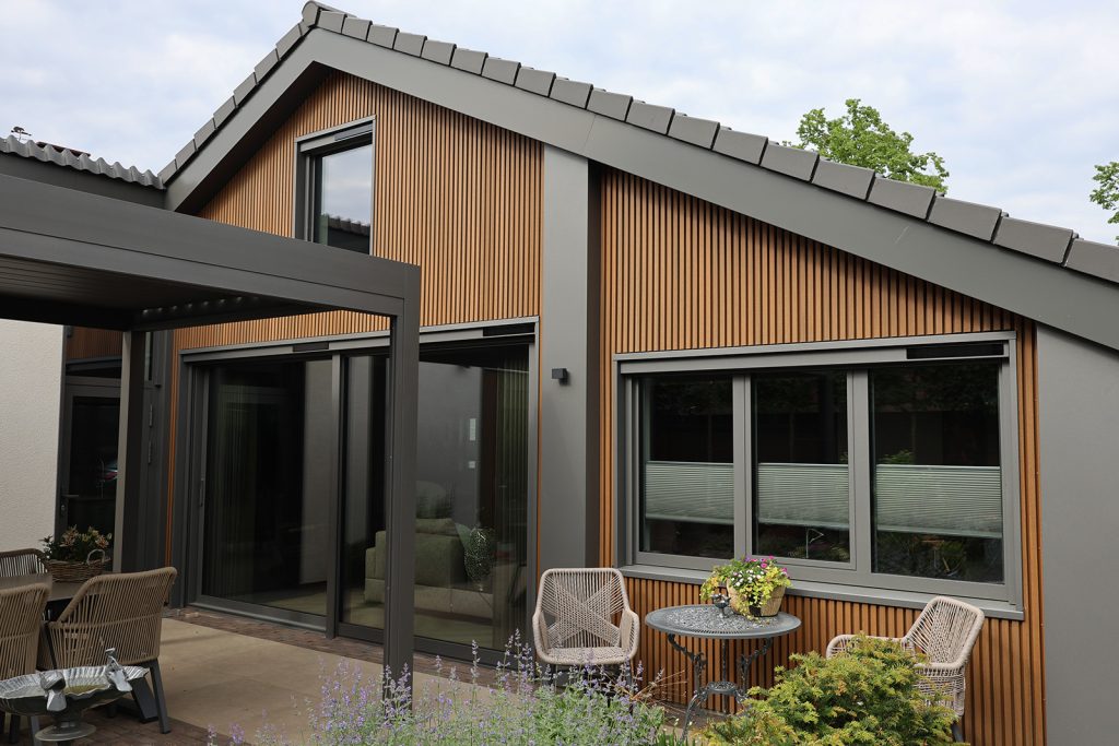 Kleurvast composiet gevelbekleding